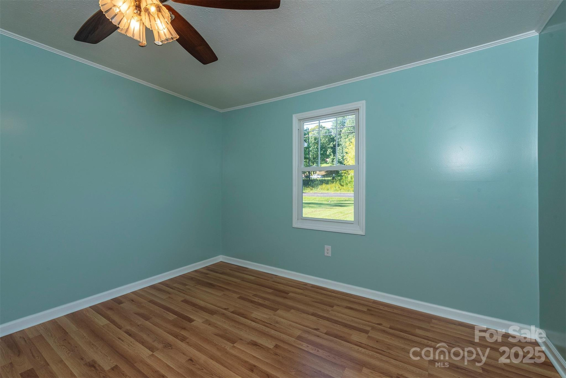 2305 Rutherford Road - Photo 17