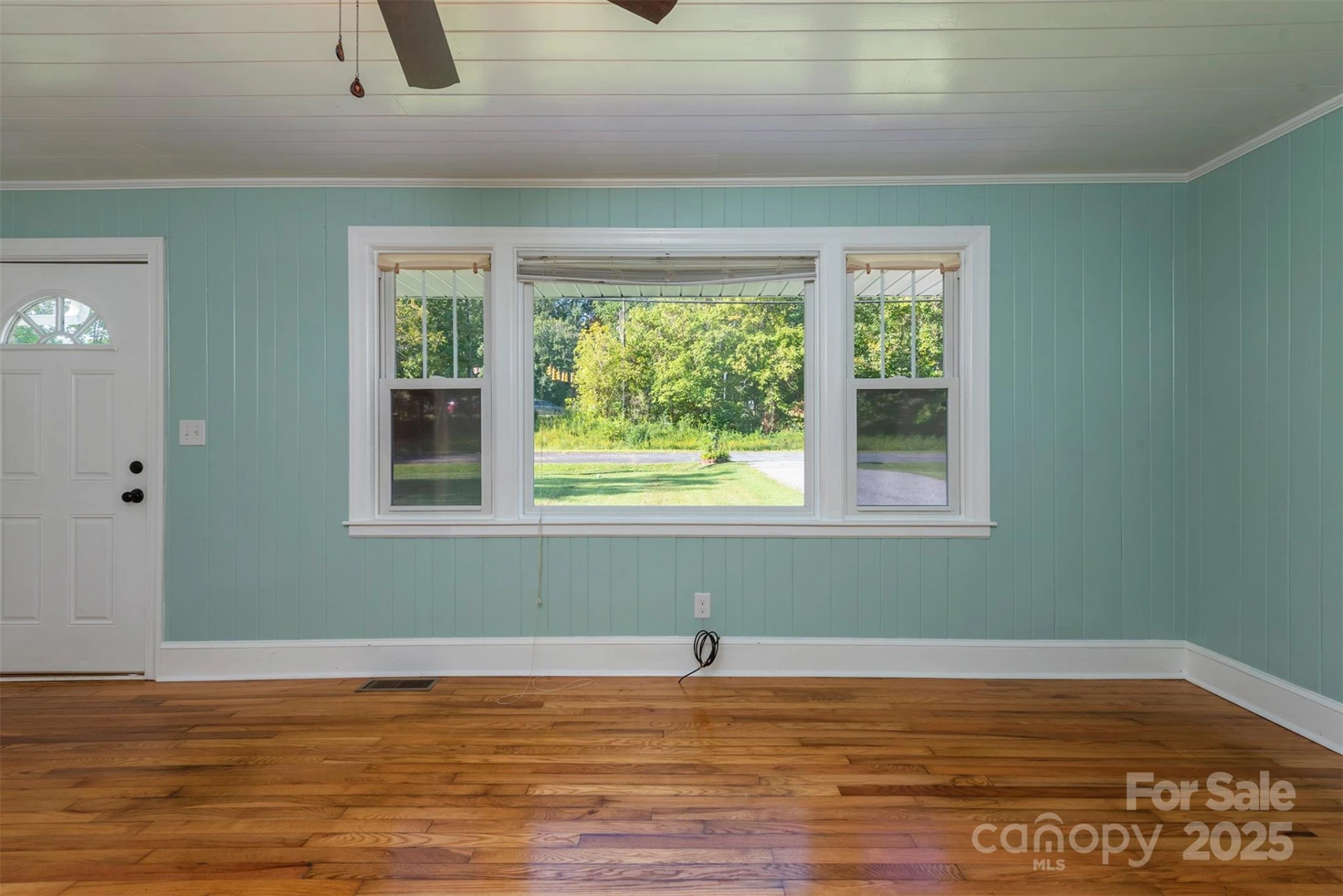 2305 Rutherford Road - Photo 10