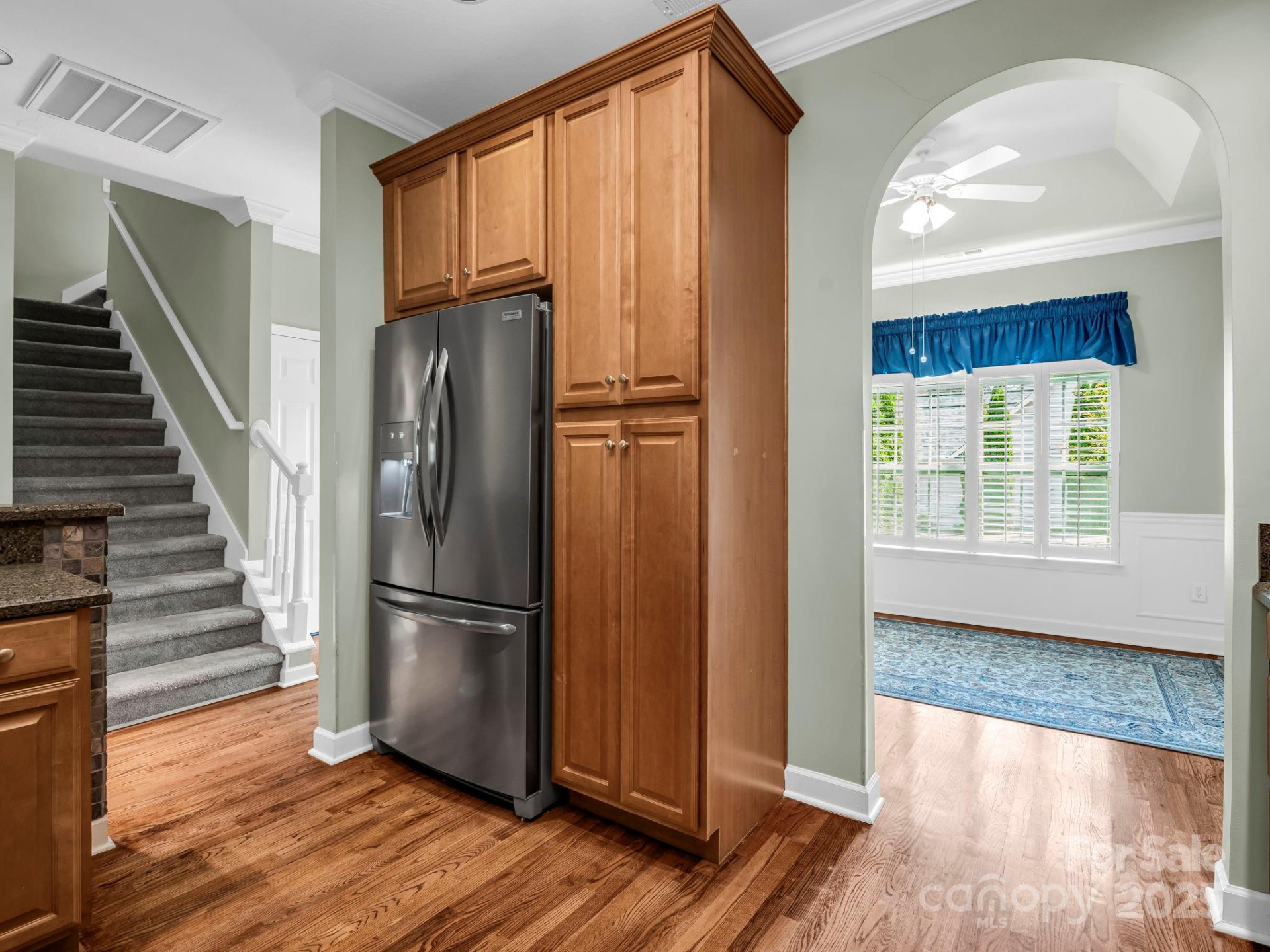 89 Victoria Park Drive - Photo 11