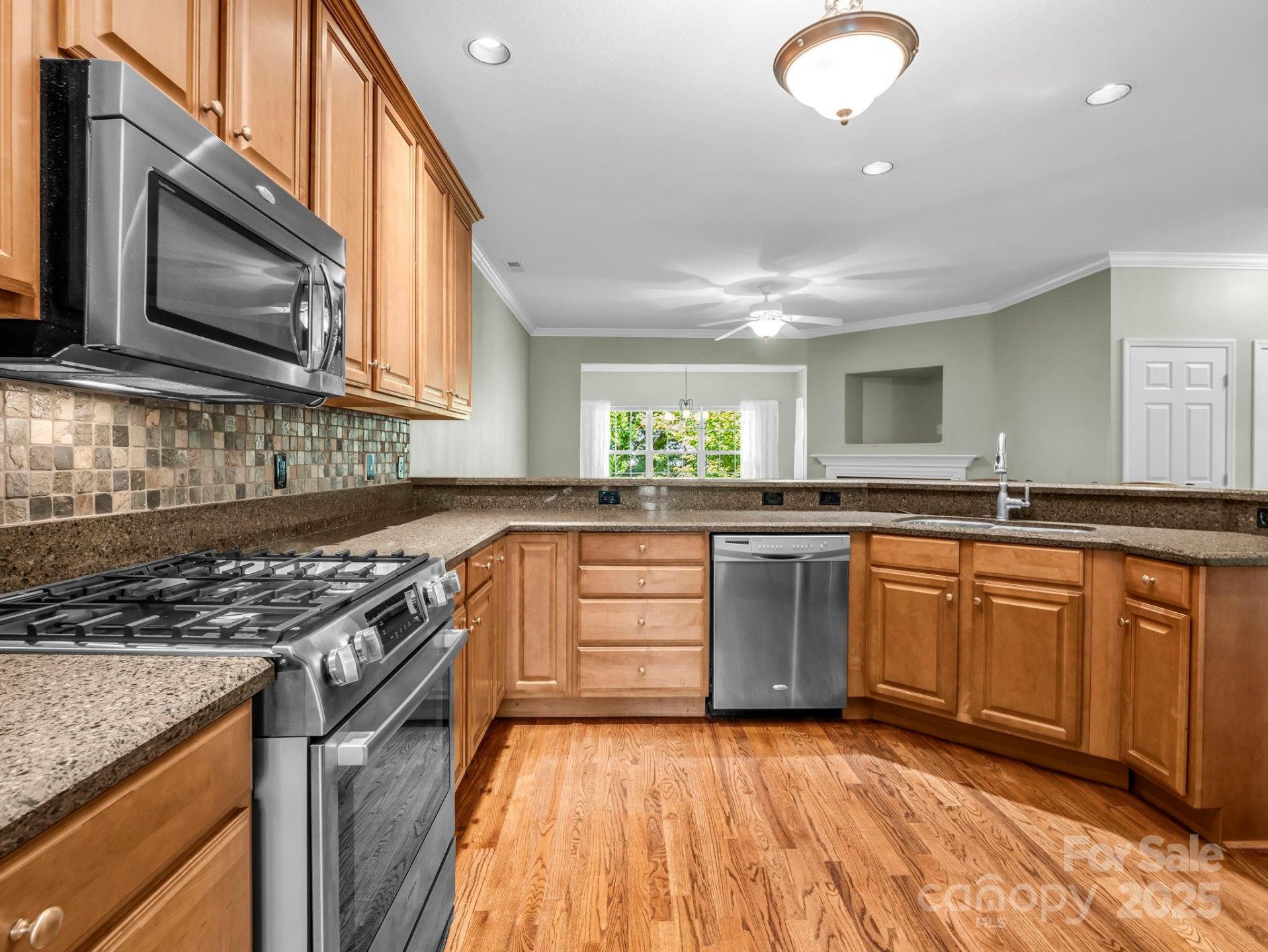 89 Victoria Park Drive - Photo 10