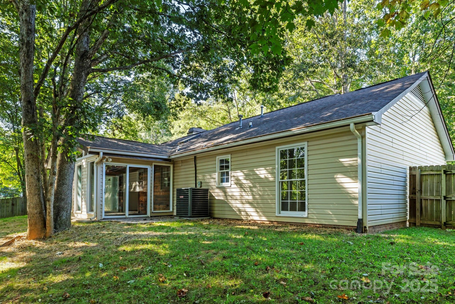 208 Southwood Court - Photo 25