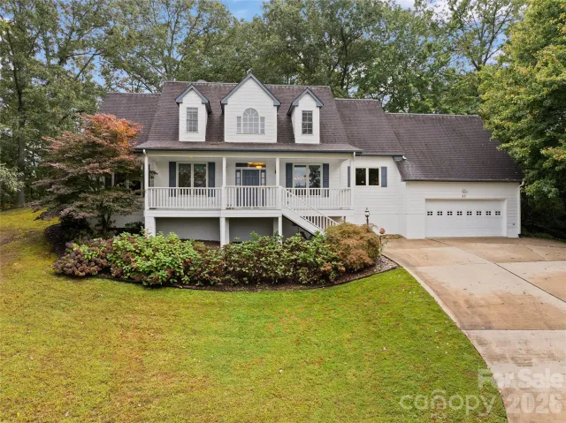 23 Clear Vista Drive