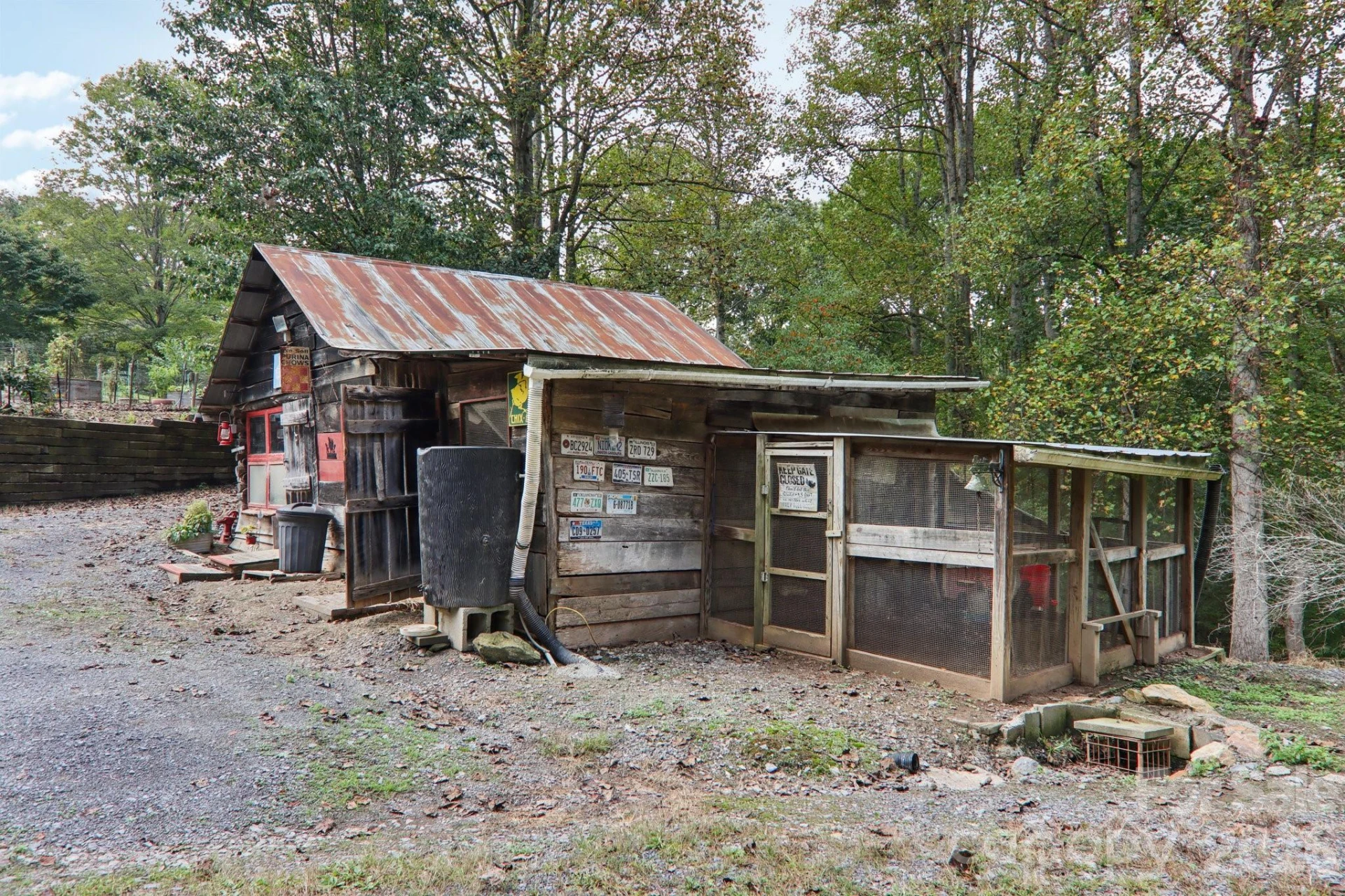 237 Handsome Drive - Photo 38