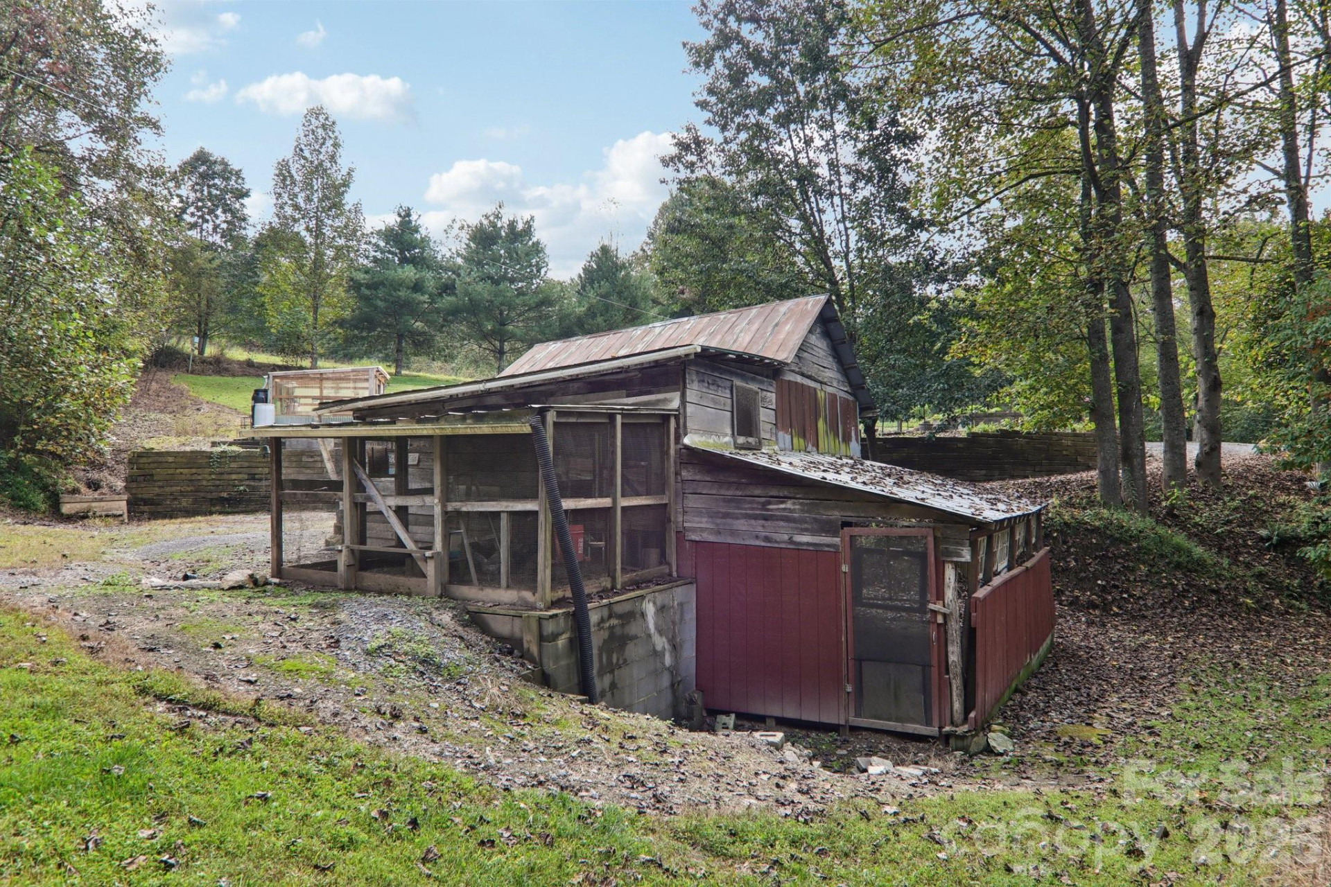 237 Handsome Drive - Photo 39