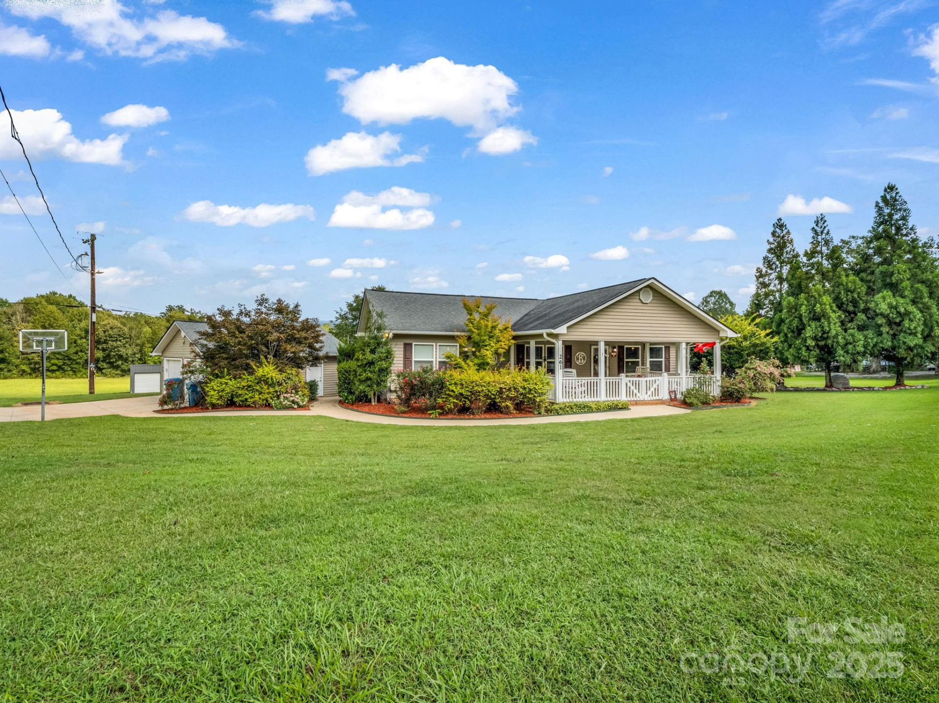 261 Faye Toney Road - Photo 2