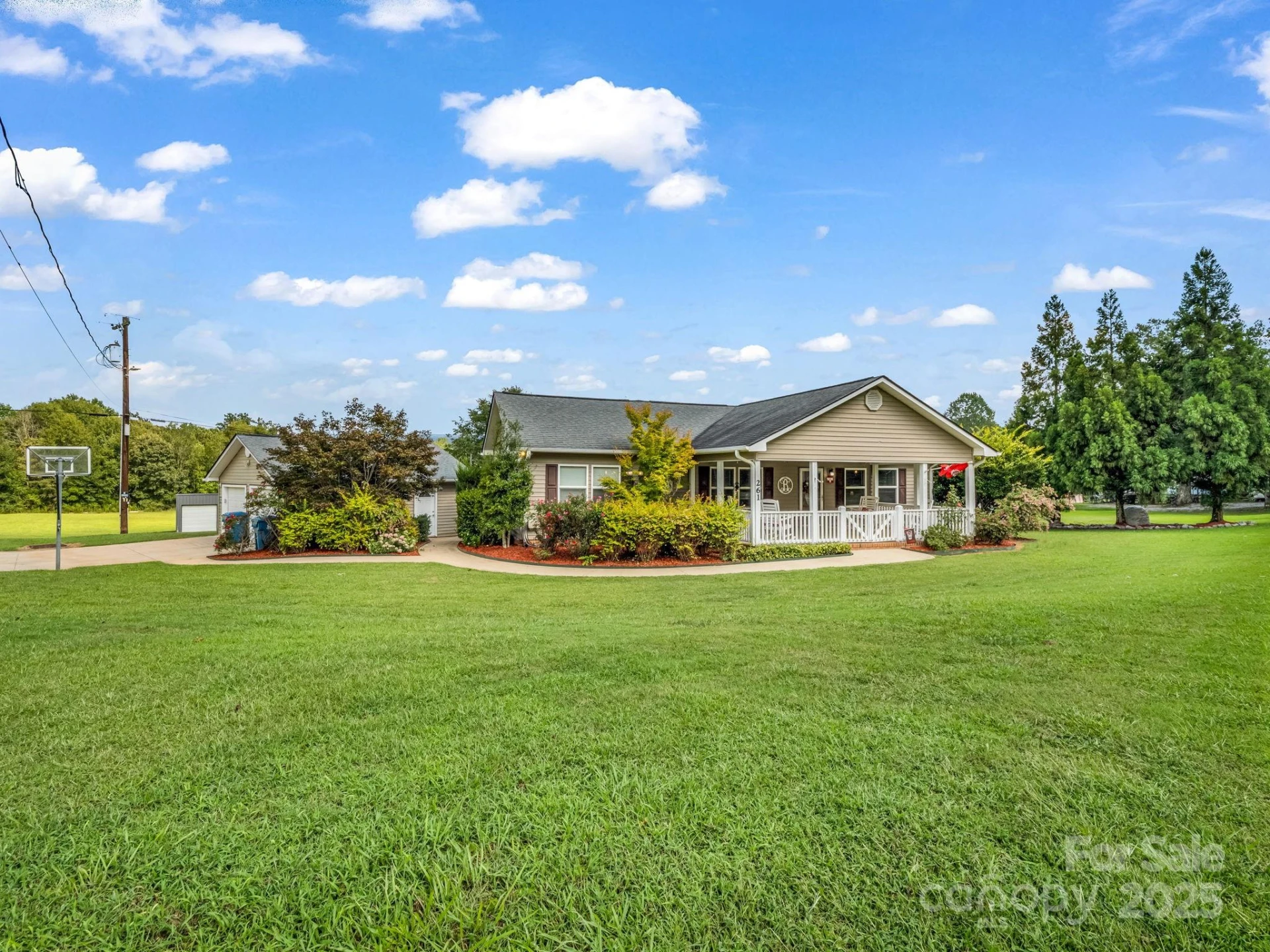 261 Faye Toney Road - Photo 2