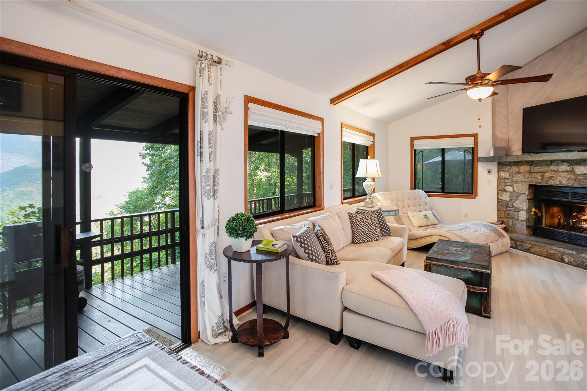 100 Chipmunk Lane - Photo 6