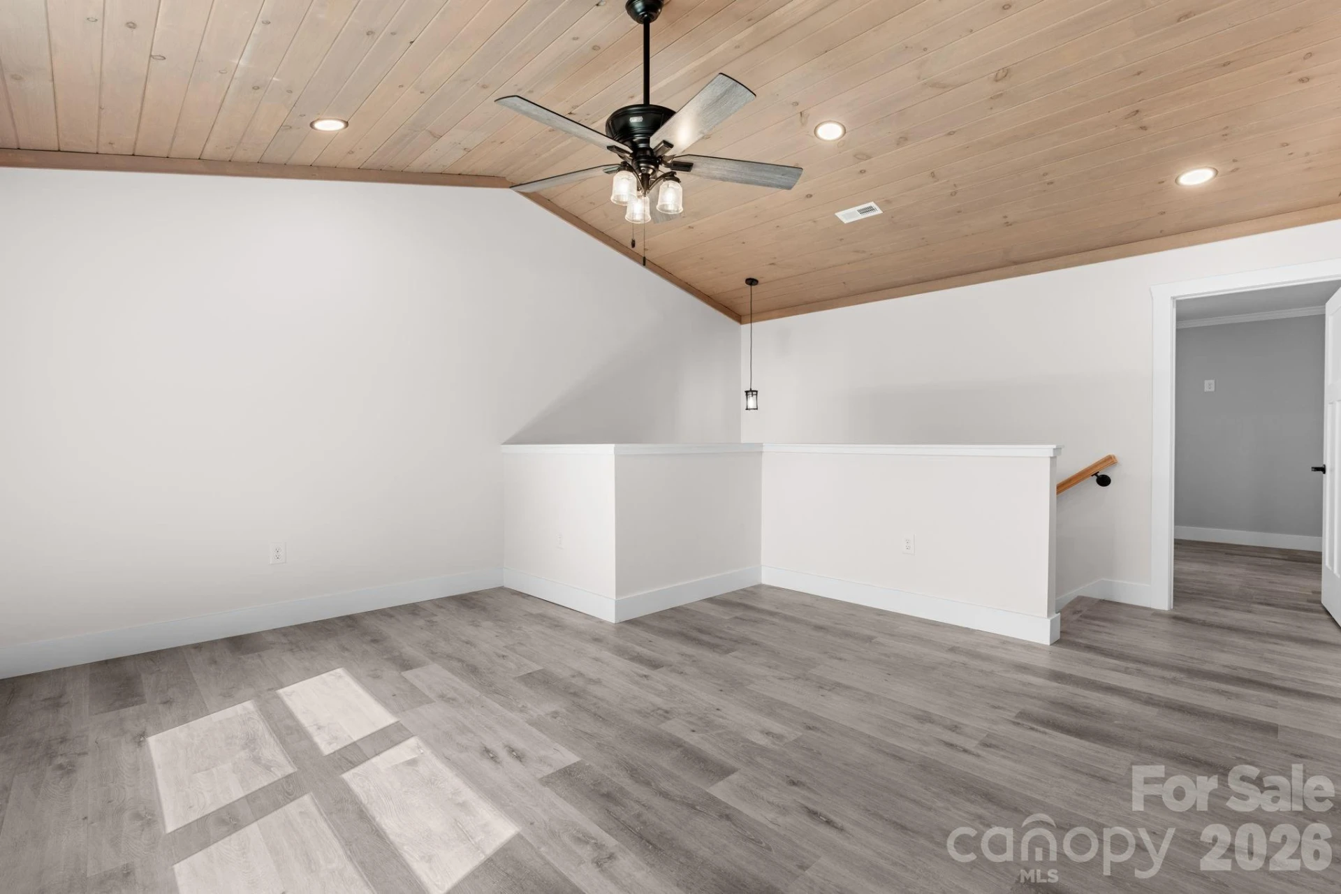 2366 Paradise Harbor Drive - Photo 29
