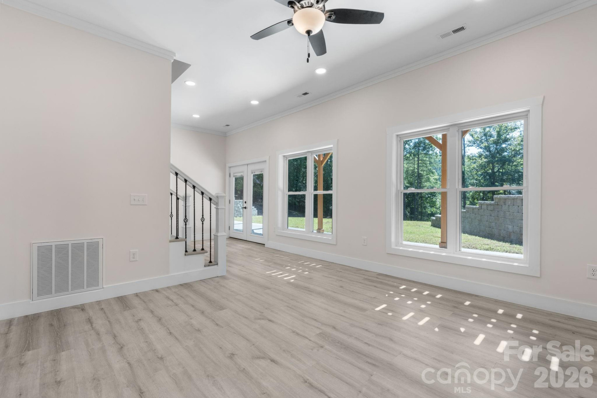 2366 Paradise Harbor Drive - Photo 34