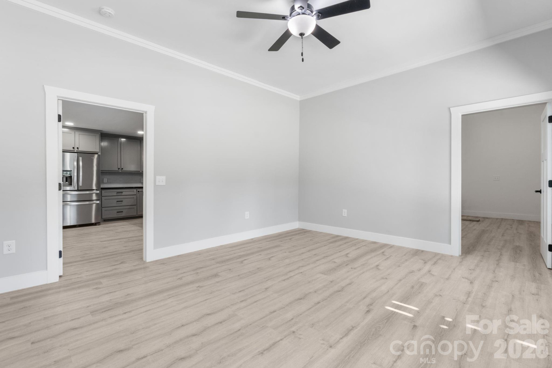 2366 Paradise Harbor Drive - Photo 35