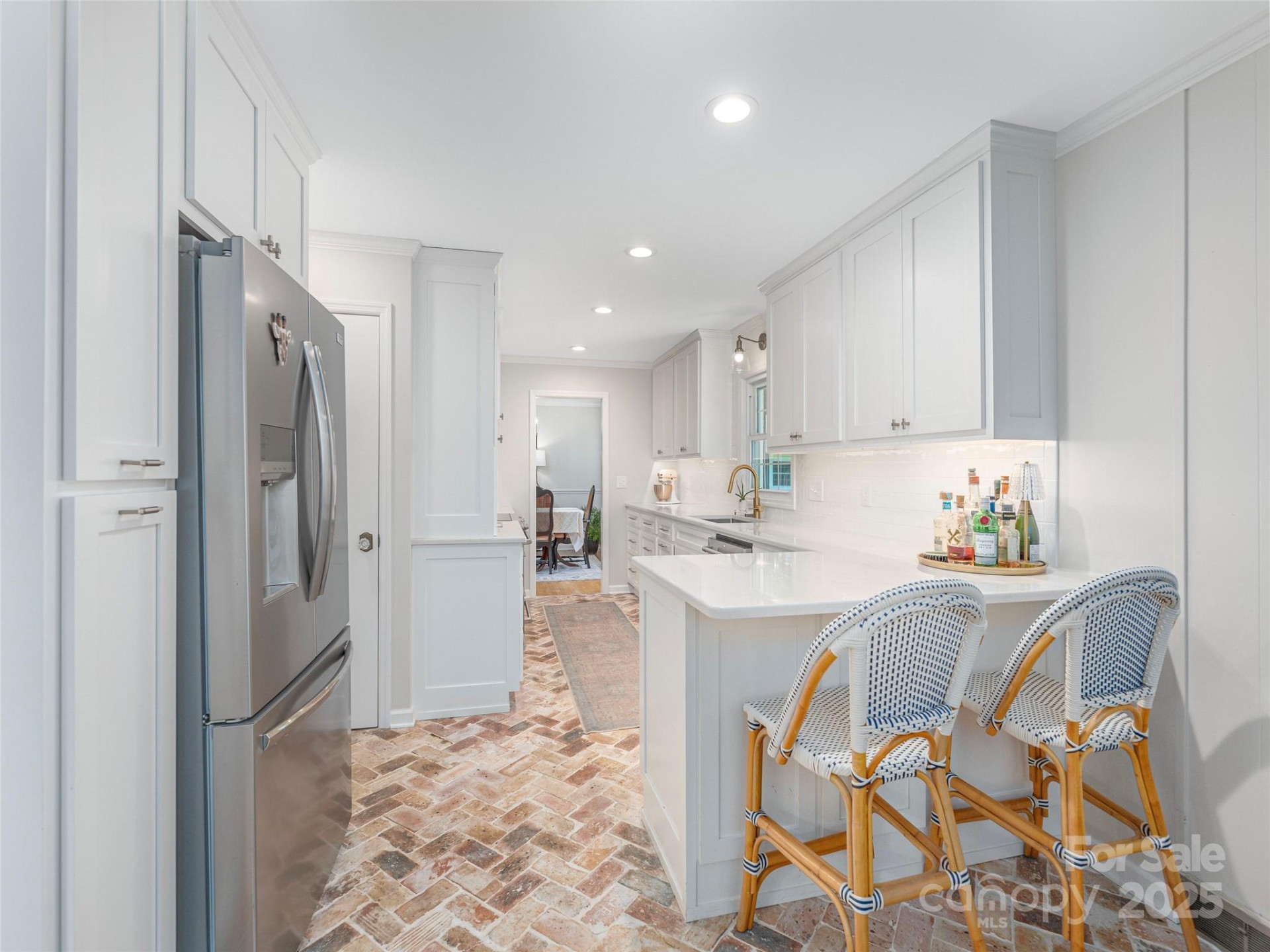 868 Mulberry Street - Photo 3