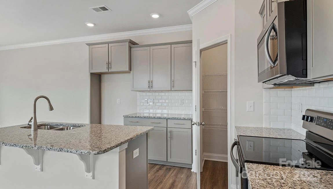 364 Creekview Road - Photo 5