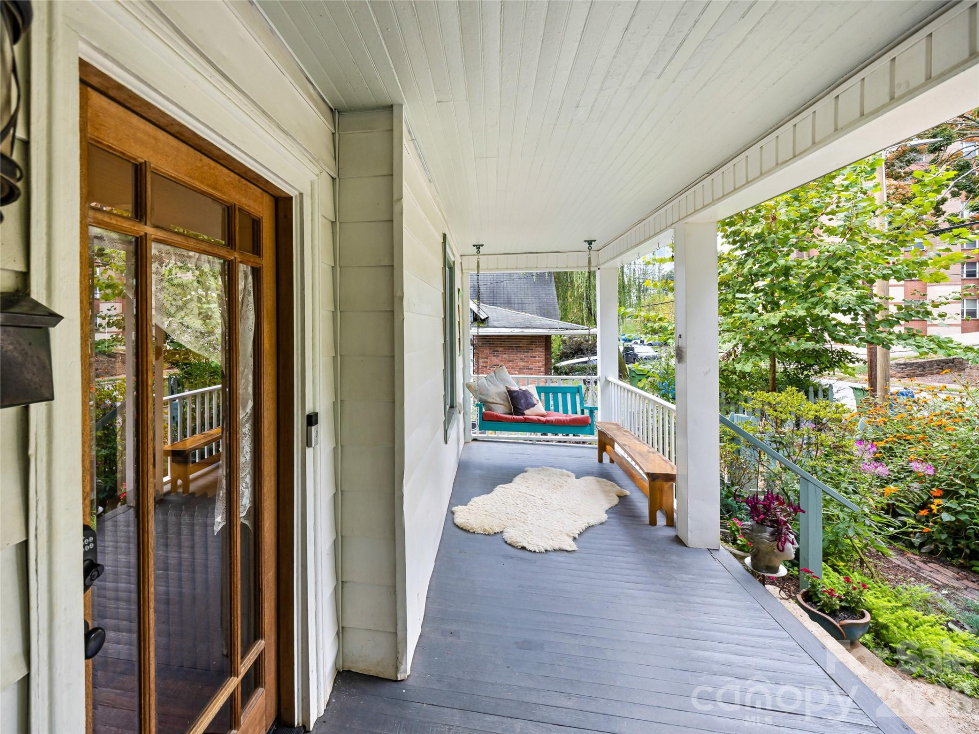 138 French Broad Avenue - Photo 27