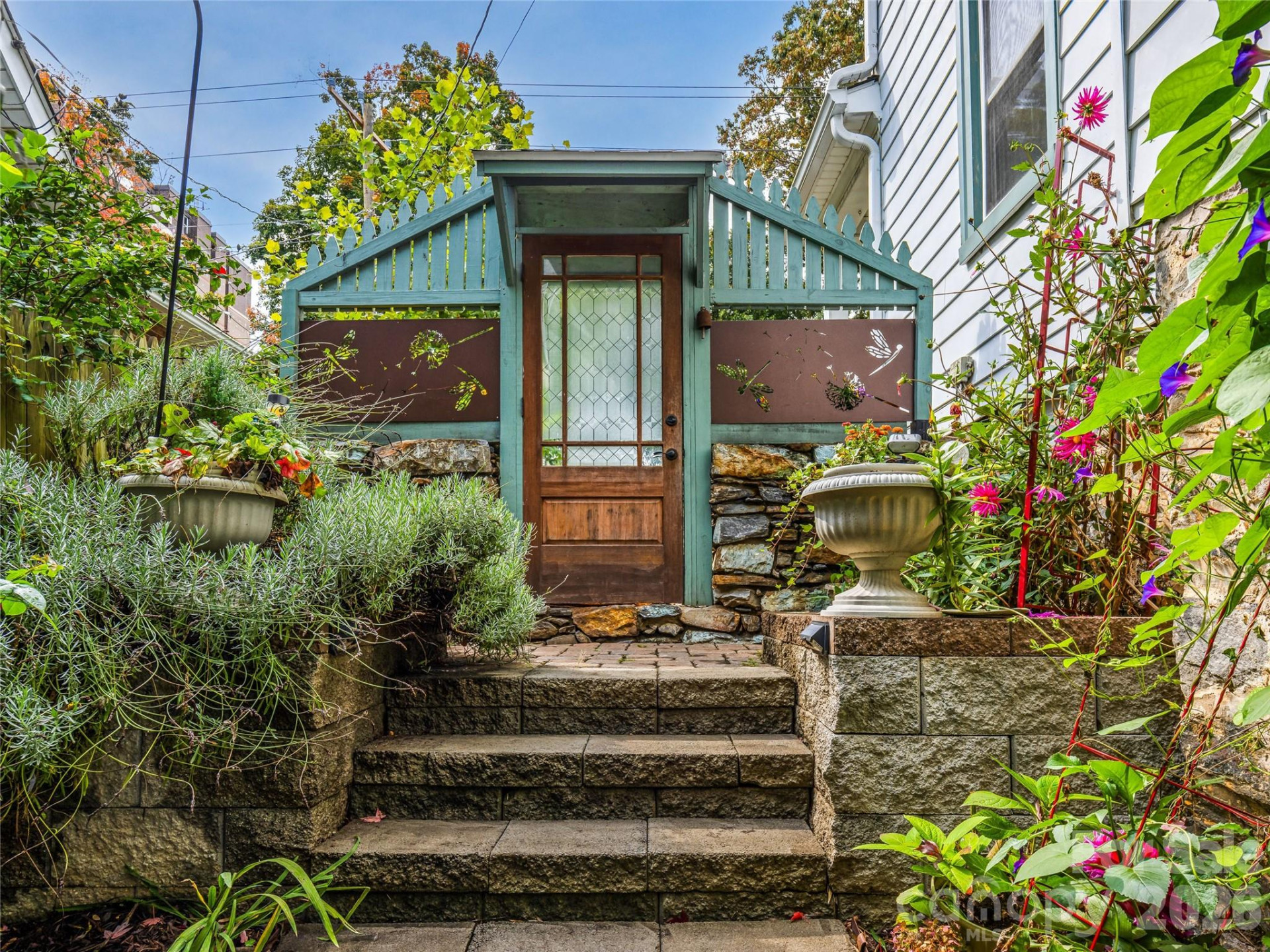 138 French Broad Avenue - Photo 36