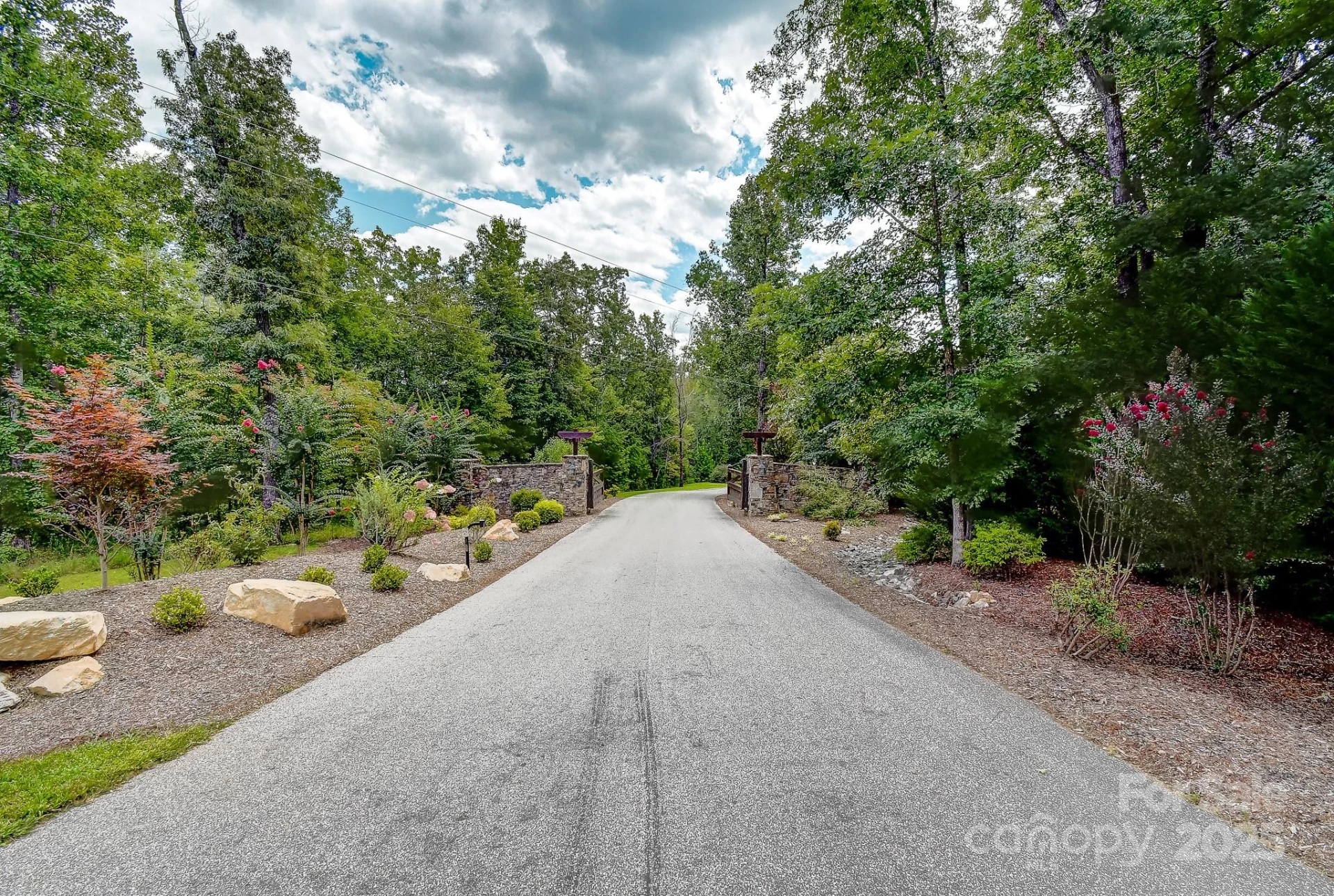 131 West Point Drive - Photo 12