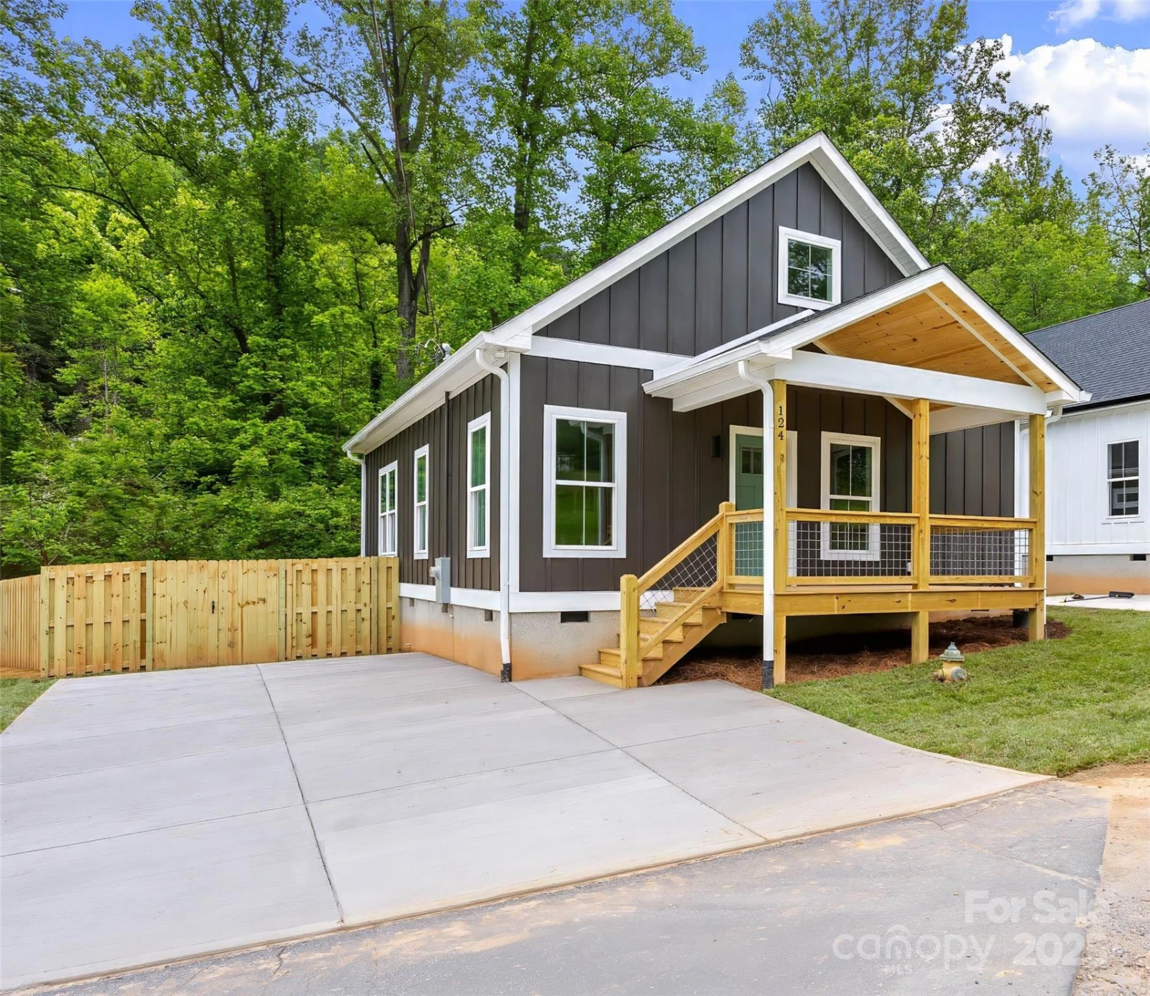 124 Orchard Street - Photo 2