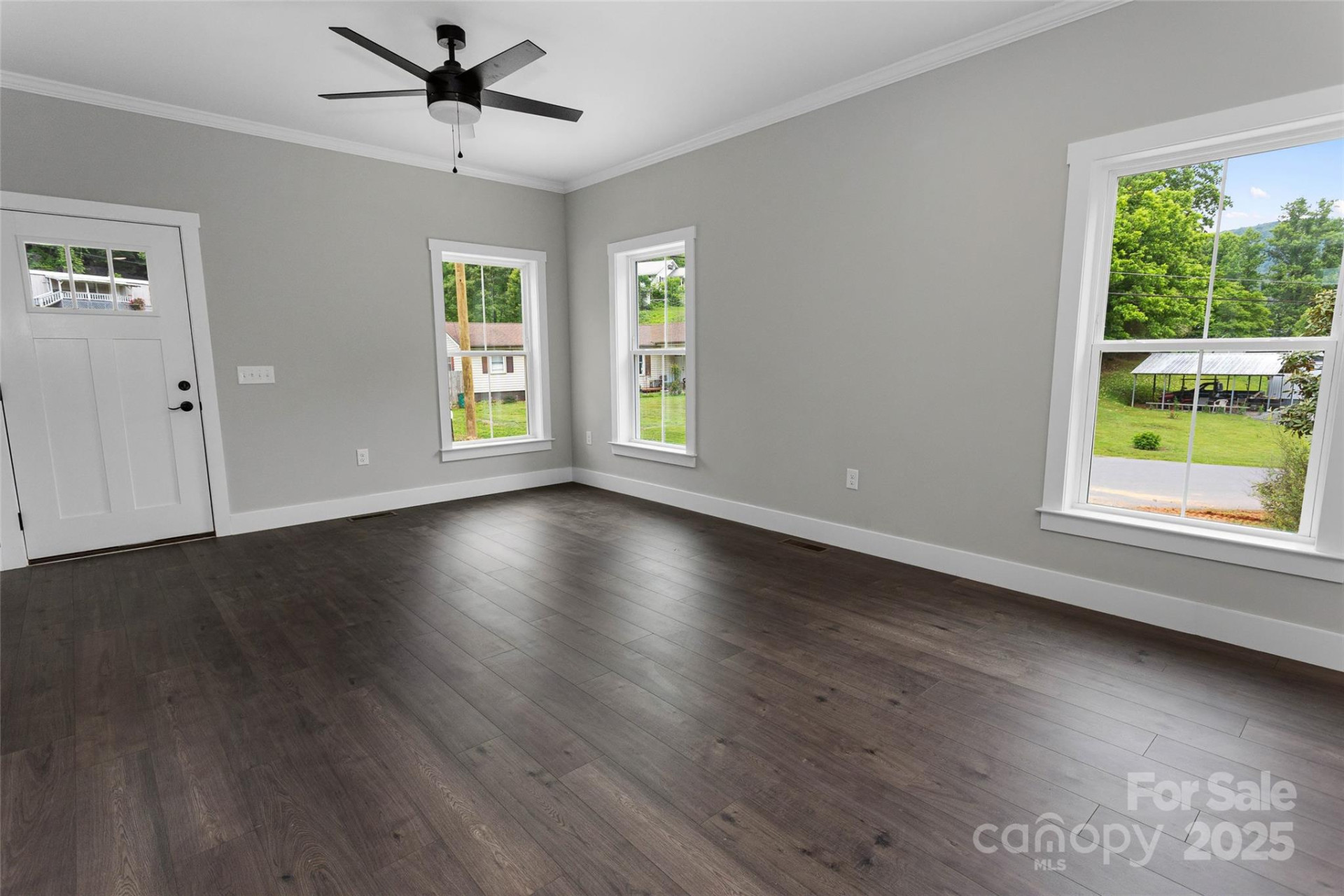 124 Orchard Street - Photo 4