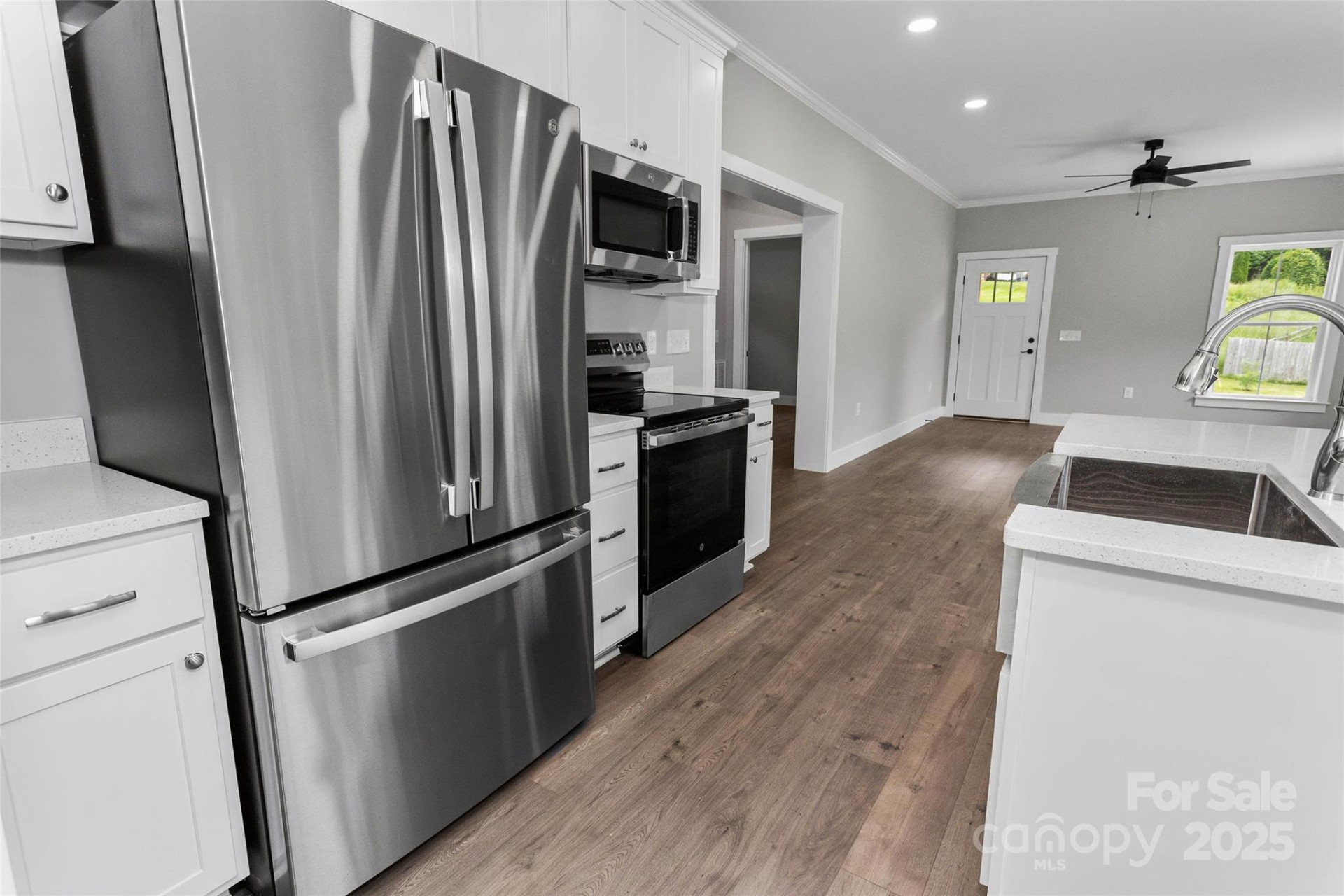 124 Orchard Street - Photo 5