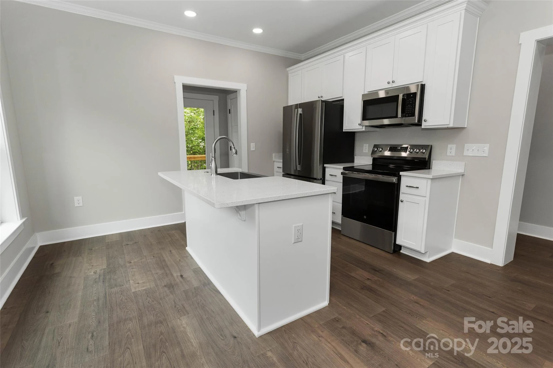 124 Orchard Street - Photo 7