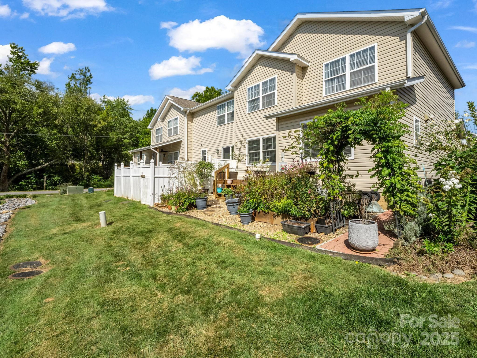 105 Loch Haven Road - Photo 25