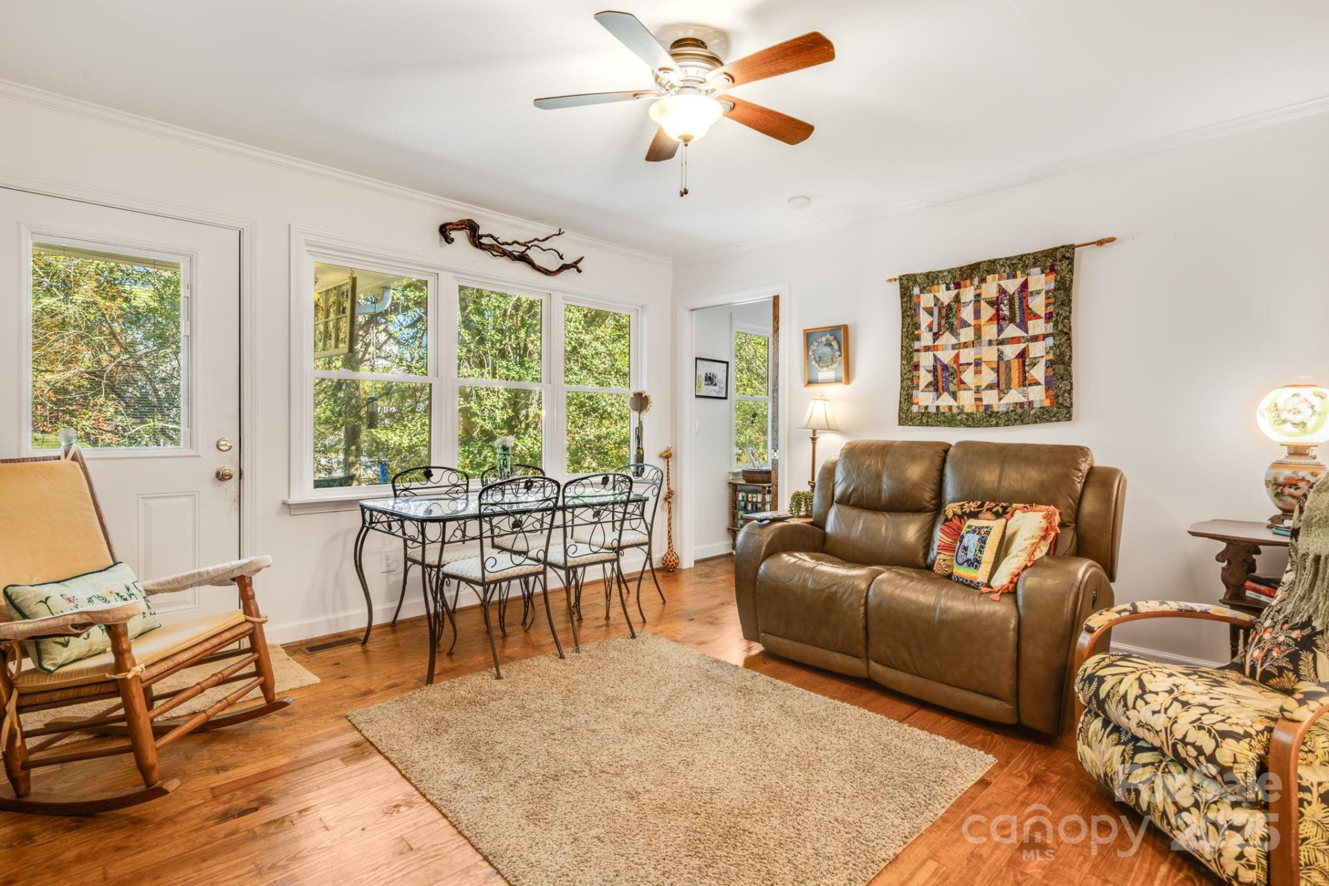 371 Kinross Drive - Photo 16