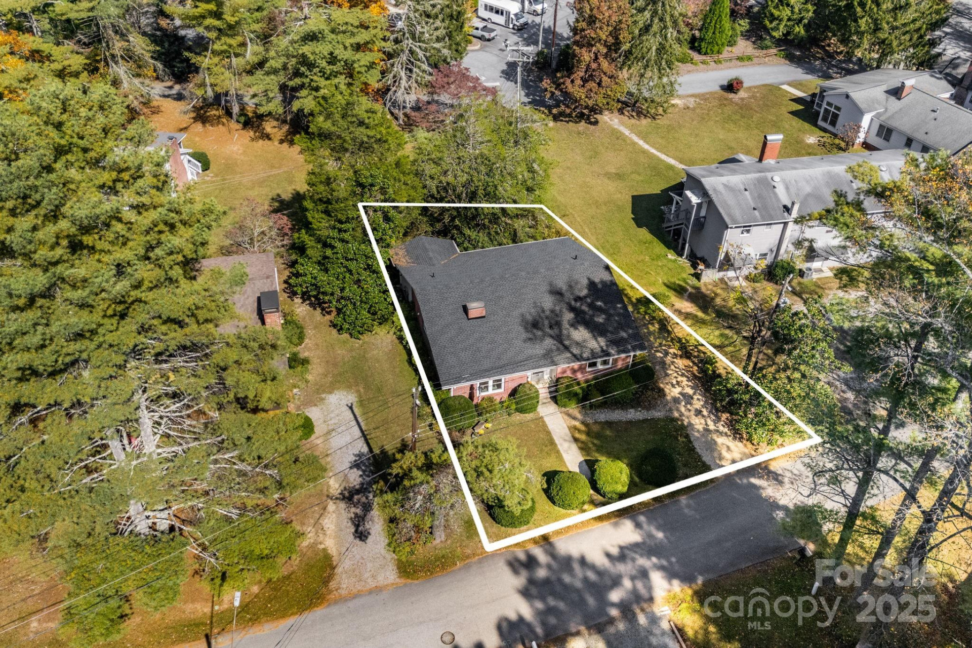 371 Kinross Drive - Photo 32