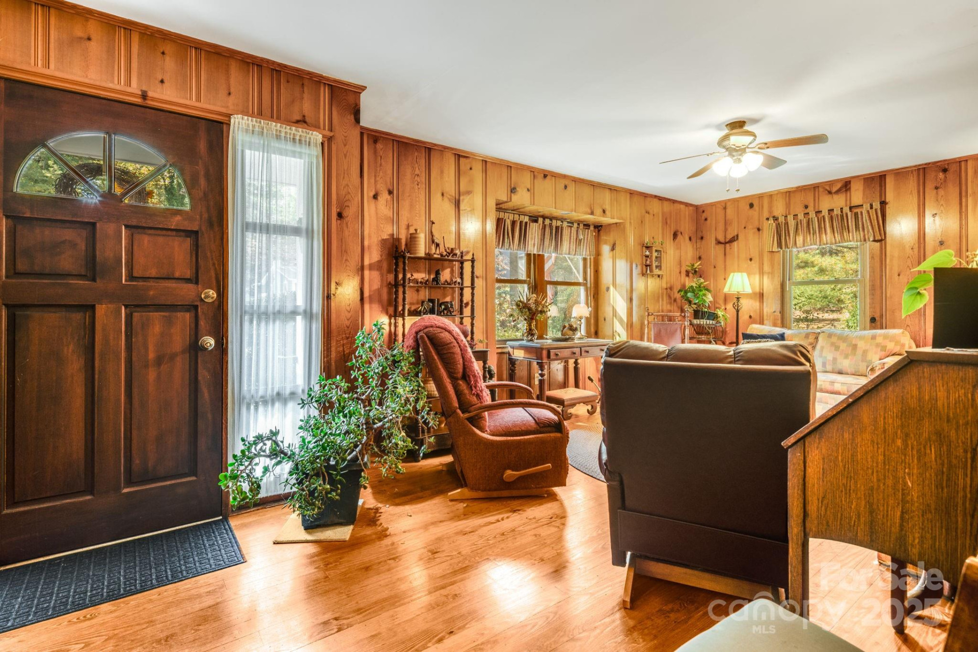 371 Kinross Drive - Photo 6