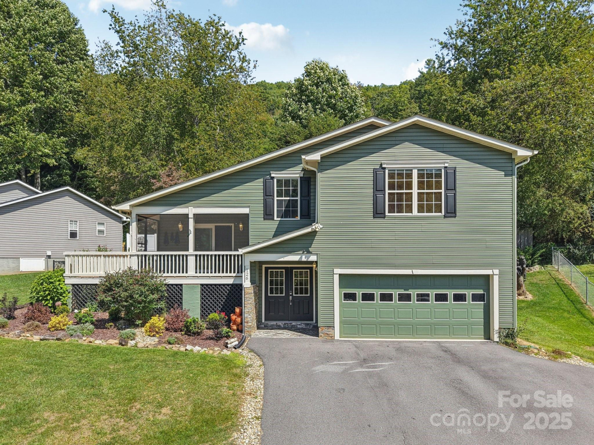 126 Pasco Loop - Photo 2