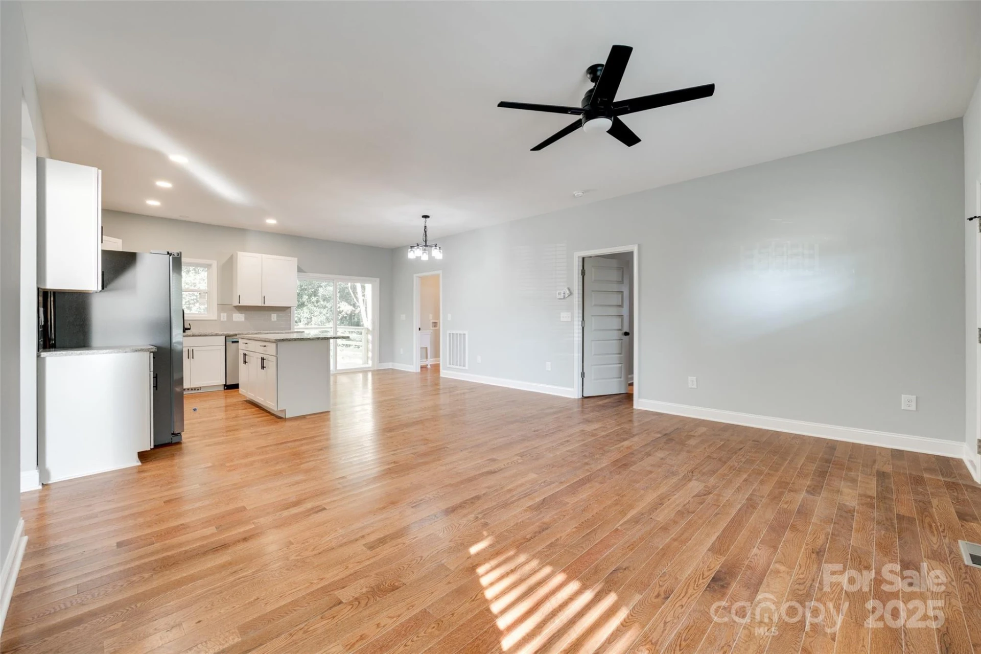 155 Williams Street - Photo 9