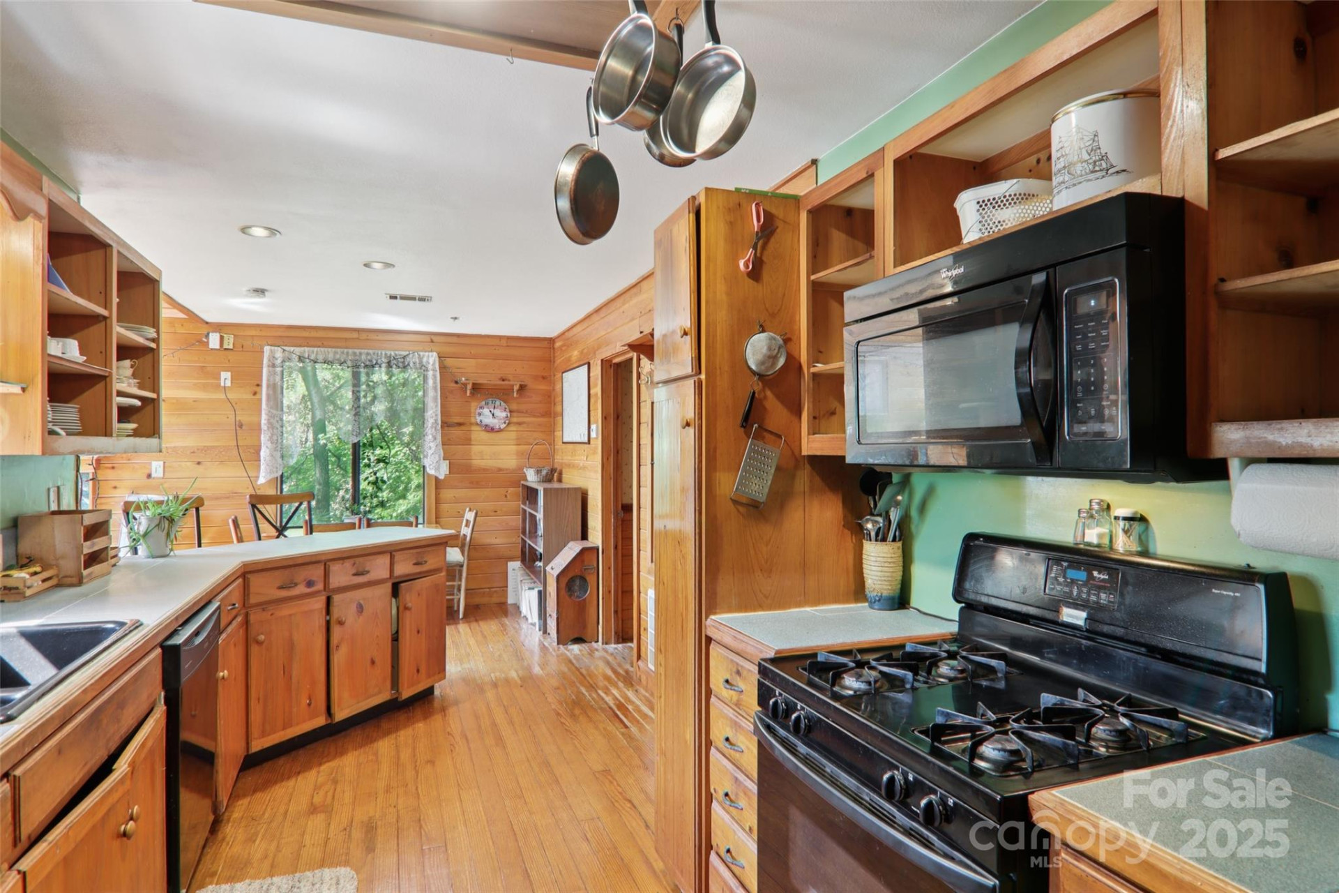 139 Forest Hills Road - Photo 4