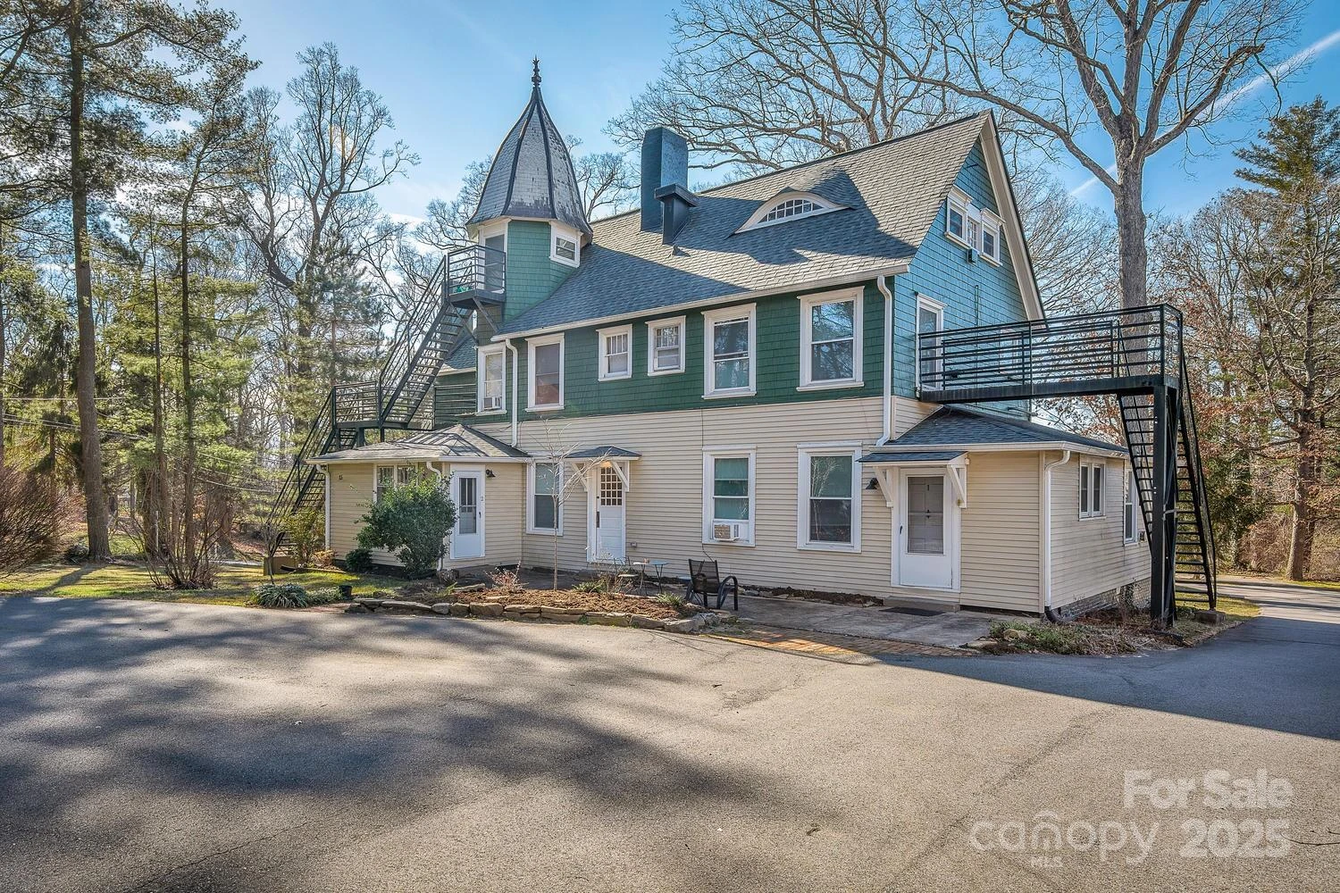 15 Grindstaff Drive