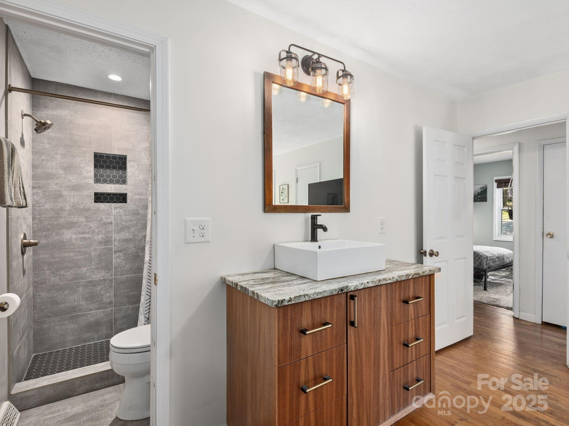 22 Waters Road - Photo 13