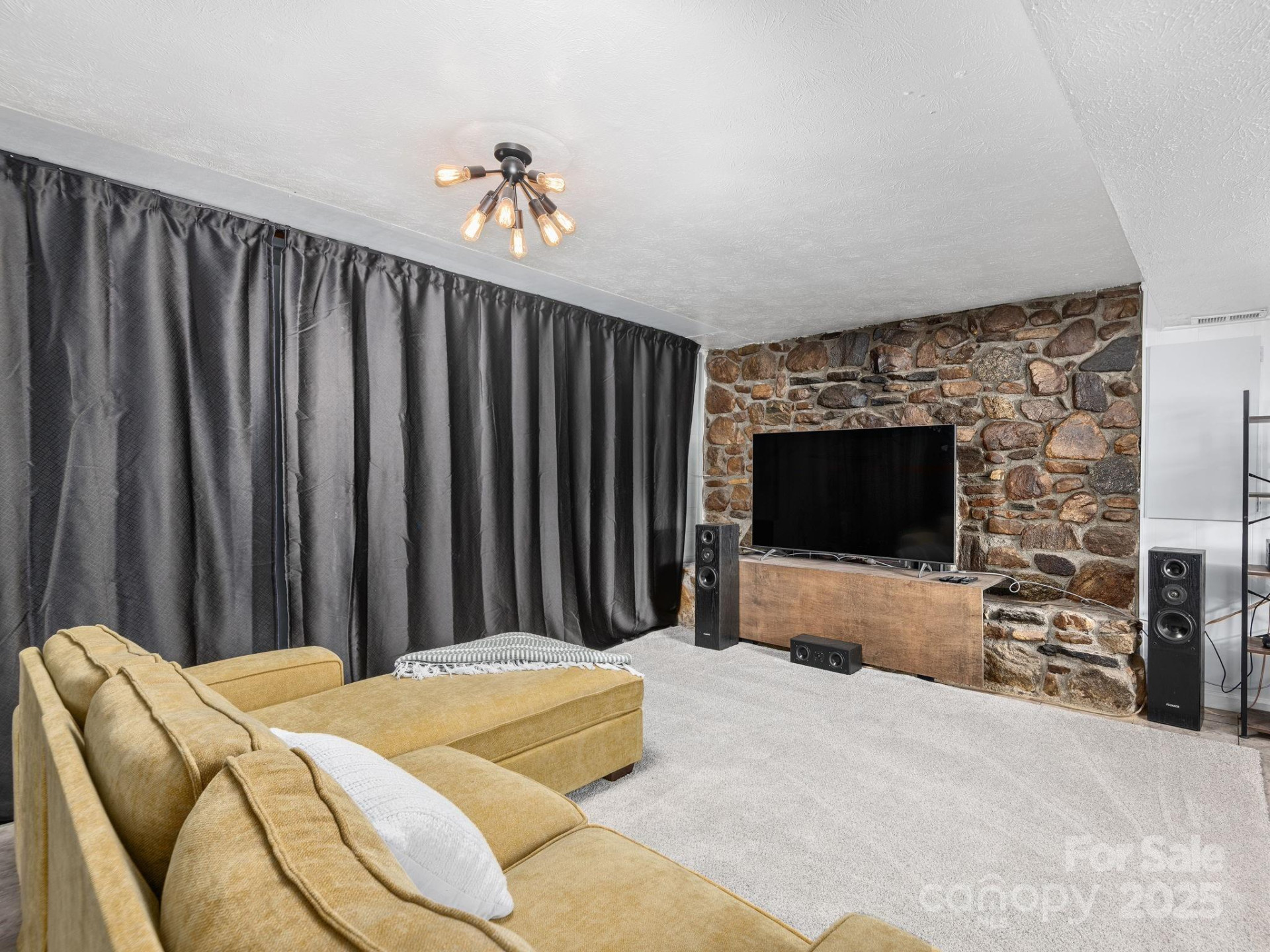 22 Waters Road - Photo 20