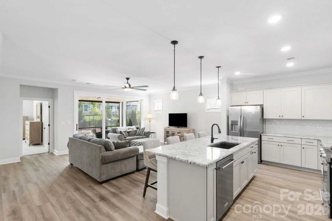 6096 Pier Drive - Photo 11