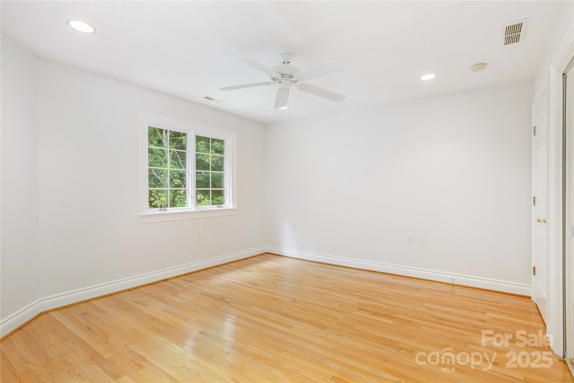 29 Bideford Row - Photo 41