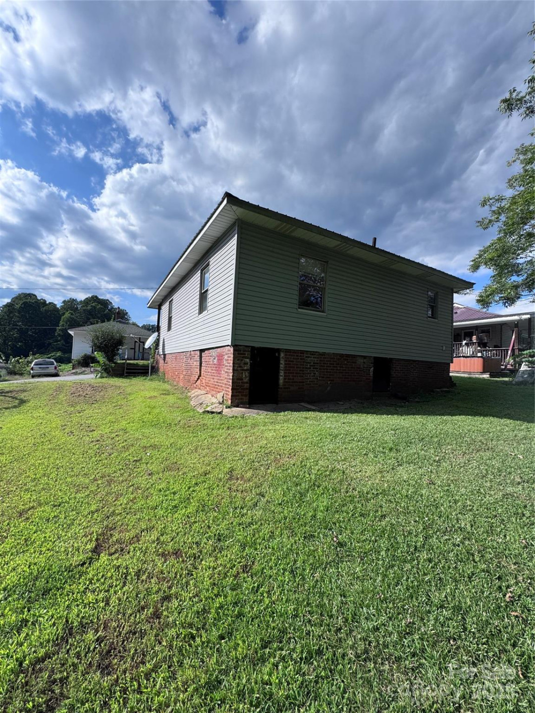 19 Thole Street - Photo 2