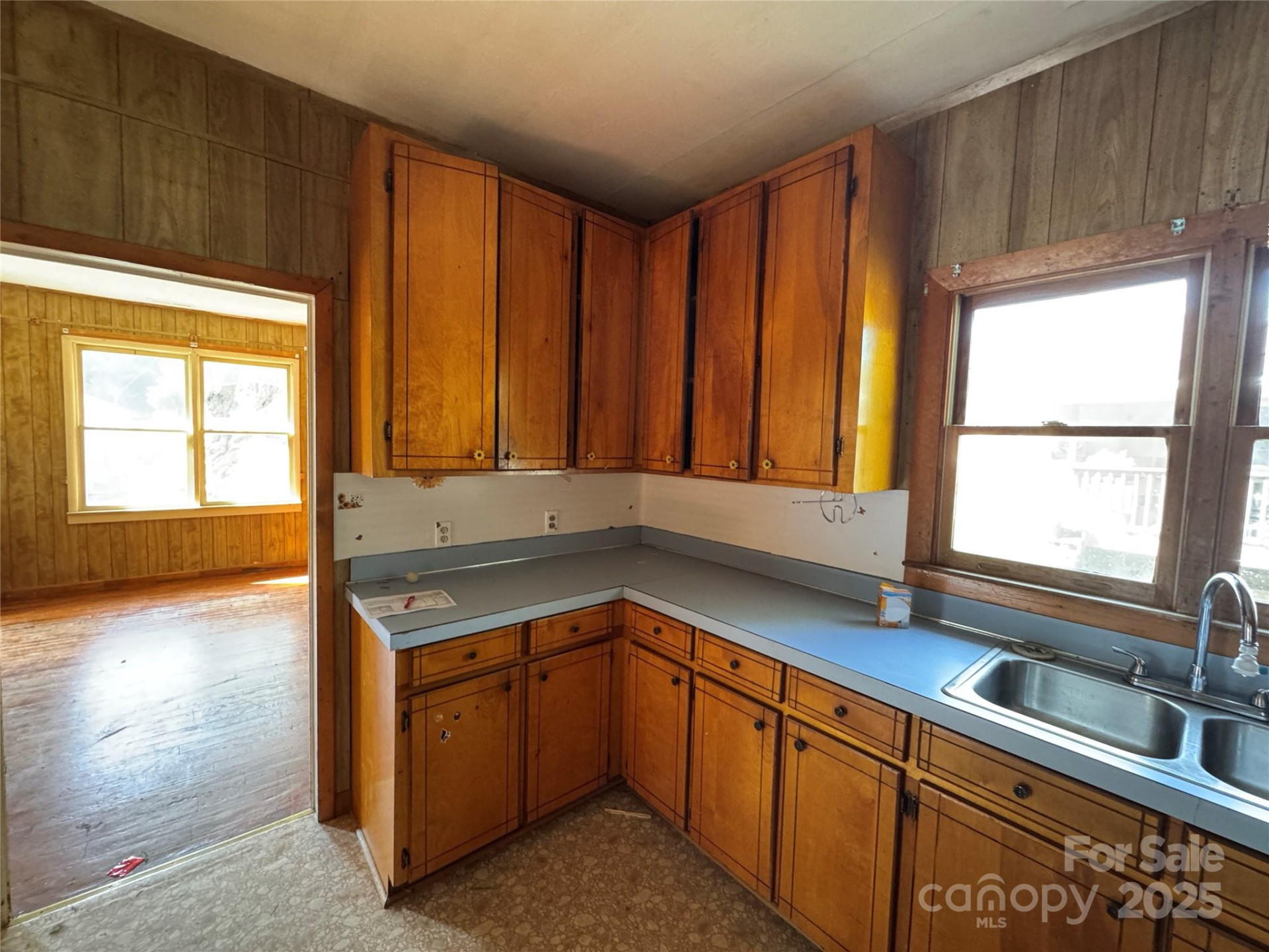 19 Thole Street - Photo 4