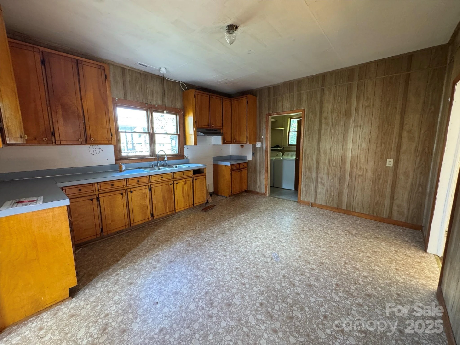 19 Thole Street - Photo 7