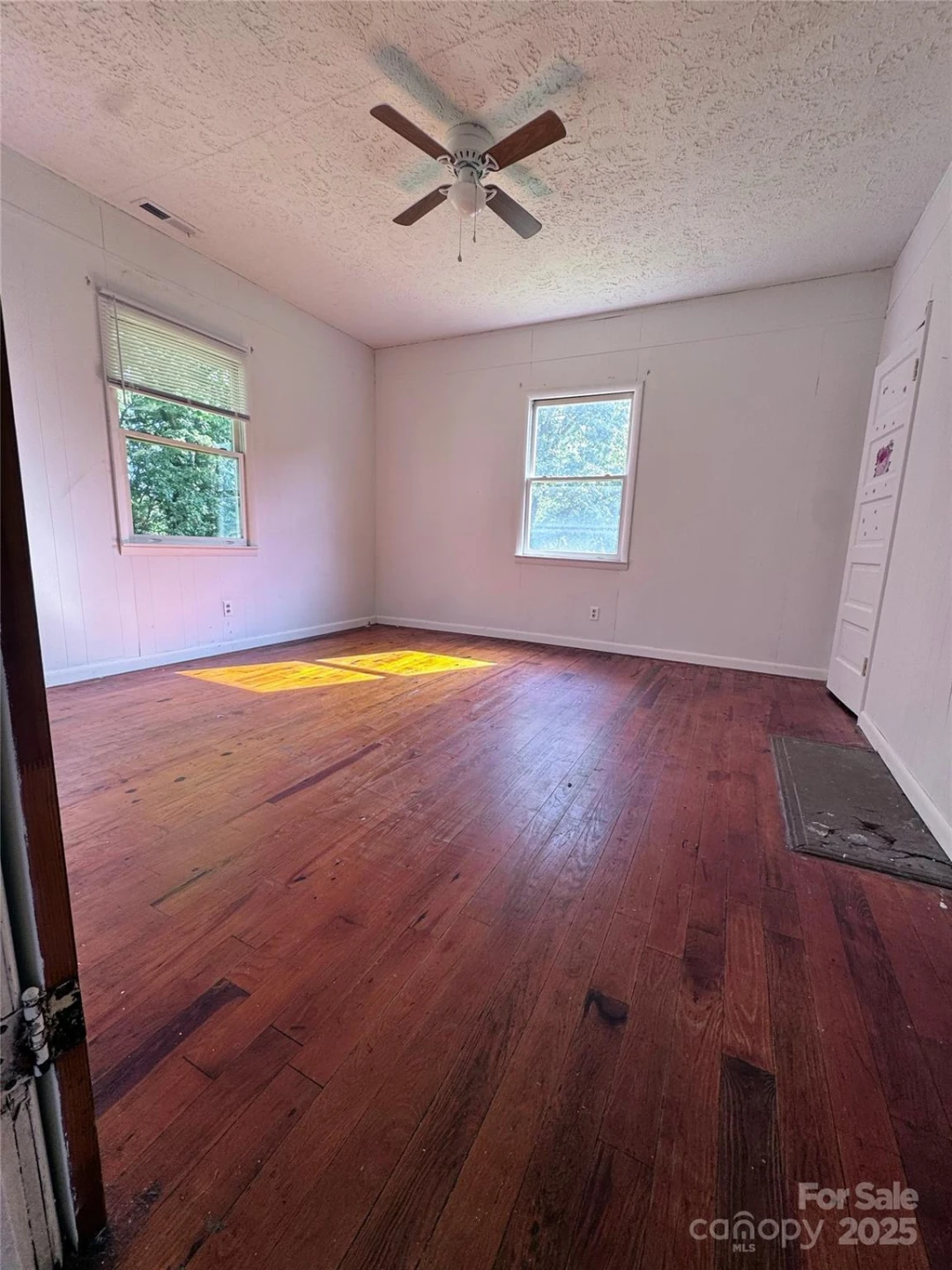 19 Thole Street - Photo 9