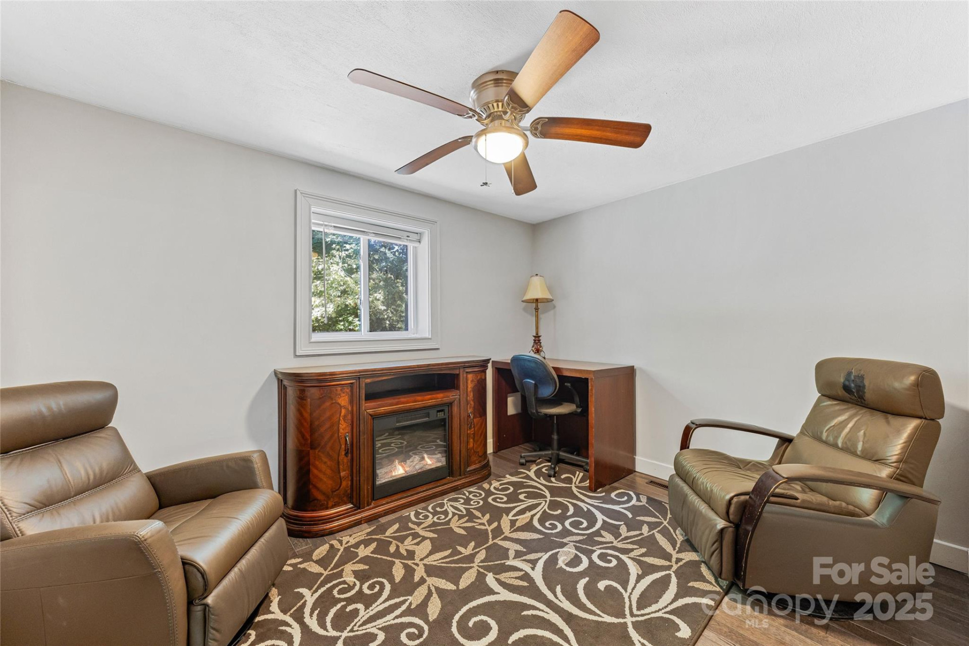 425 Lyndhurst Drive - Photo 19