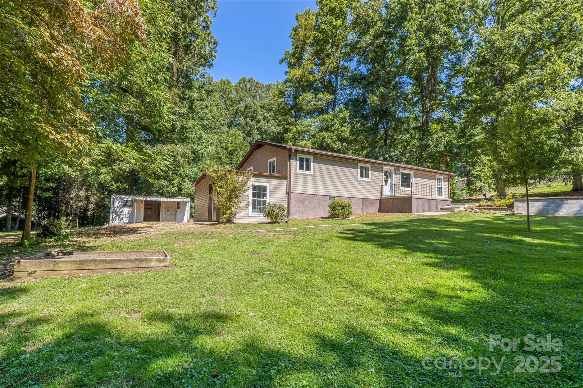 425 Lyndhurst Drive - Photo 7
