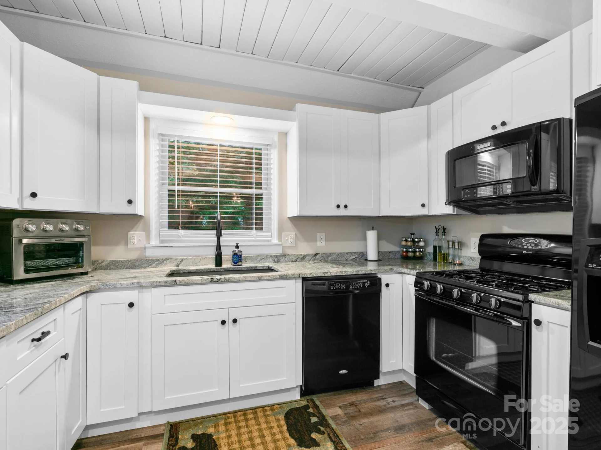 139 Kammerer Drive - Photo 12