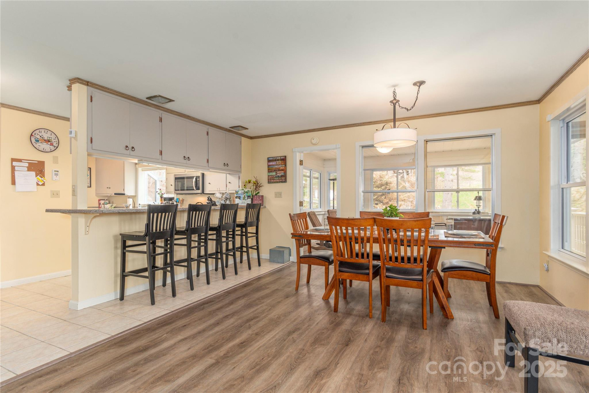 55 Grove Park - Photo 8
