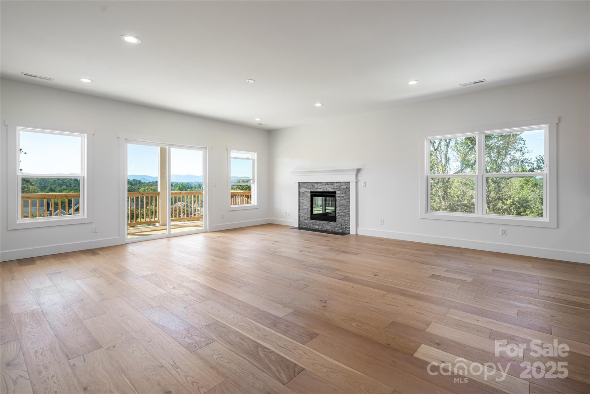 83 Greenwood Fields Drive - Photo 4