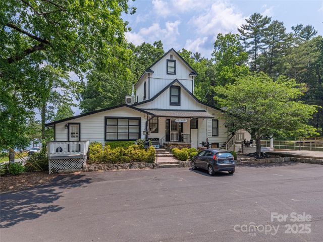 1150 Blue Ridge Road