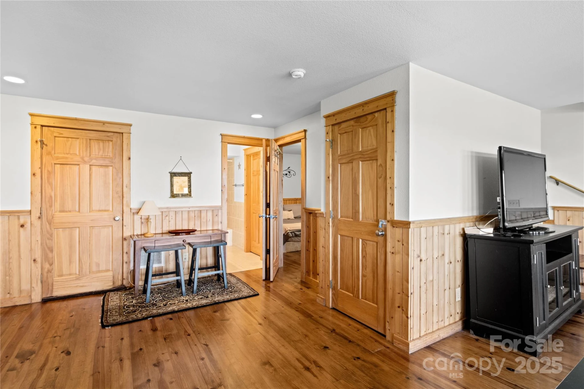 201 Scenic Wolf Drive - Photo 15