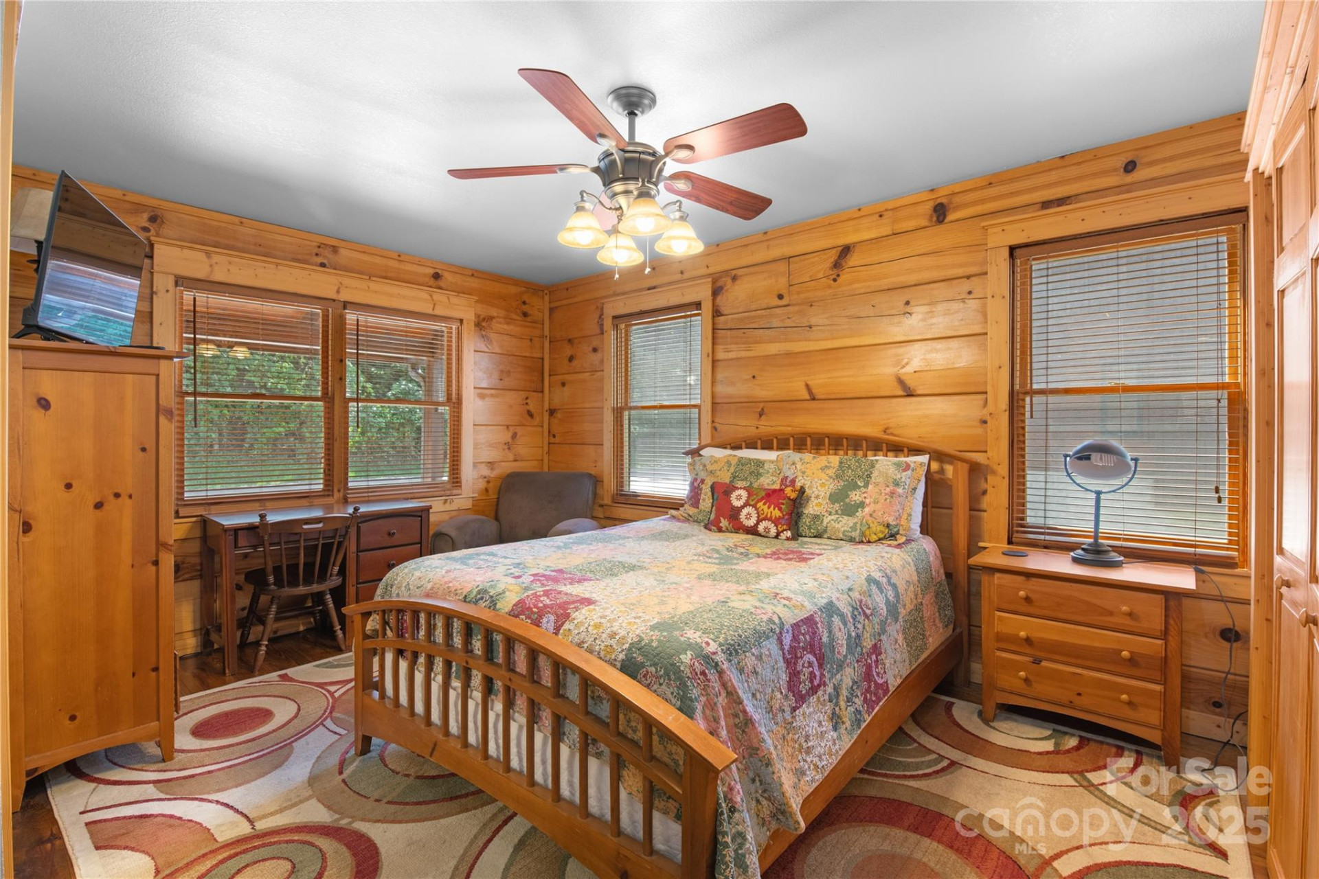 201 Scenic Wolf Drive - Photo 16