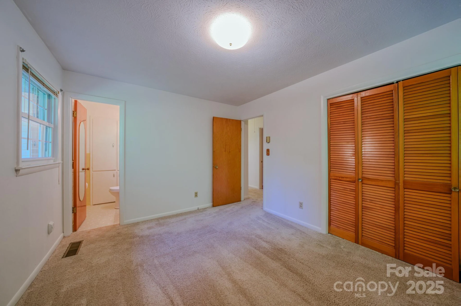 31 Jupiter Road - Photo 19