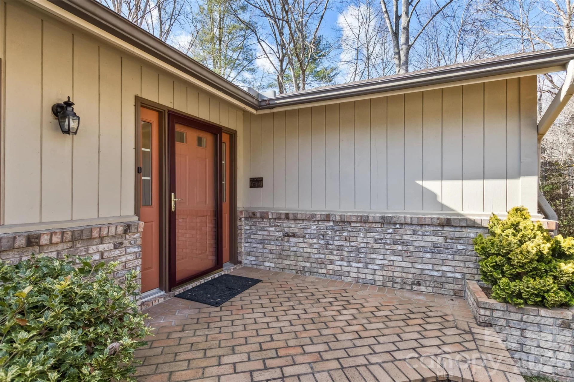 2431 Cumming Woods Lane - Photo 11