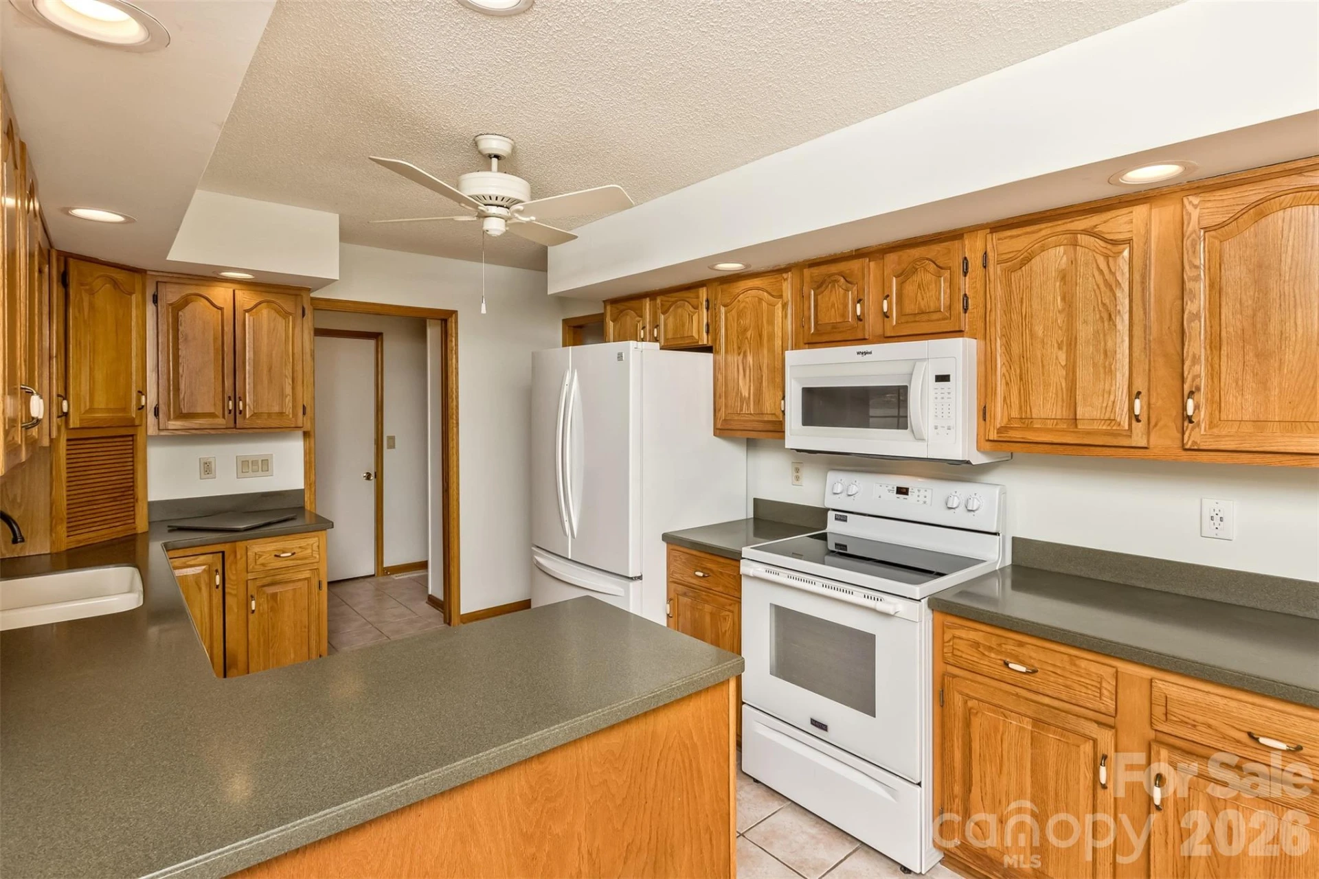 2431 Cumming Woods Lane - Photo 22